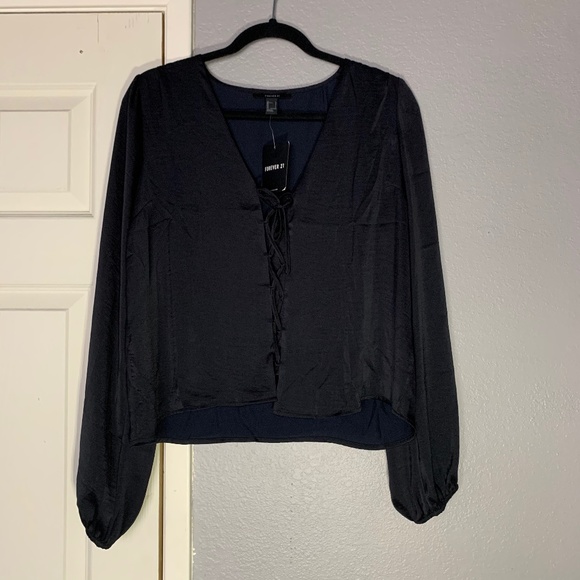 Forever 21 Tops - NWT! Forever 21 Long Sleeve Top